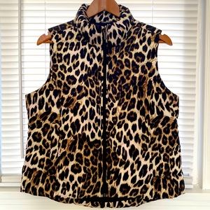 LANDS’ END Leopard Down Puffer Zip Vest Size M/P Medium Petite 10-12